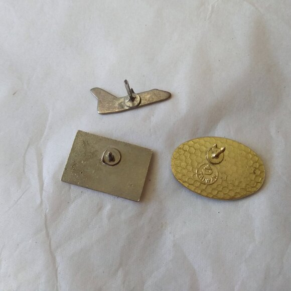 Vintage NASA Space Shuttle Pins Lot of 3 Tie Tacks Hat Lapel Johnson Center - Picture 4 of 13